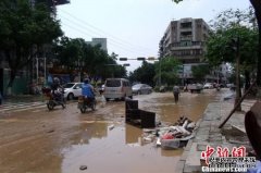 ܱӰ V|16l10ǧ·F(xin)