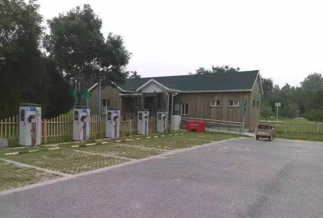 房山區(qū)云居寺公共充電點(diǎn)